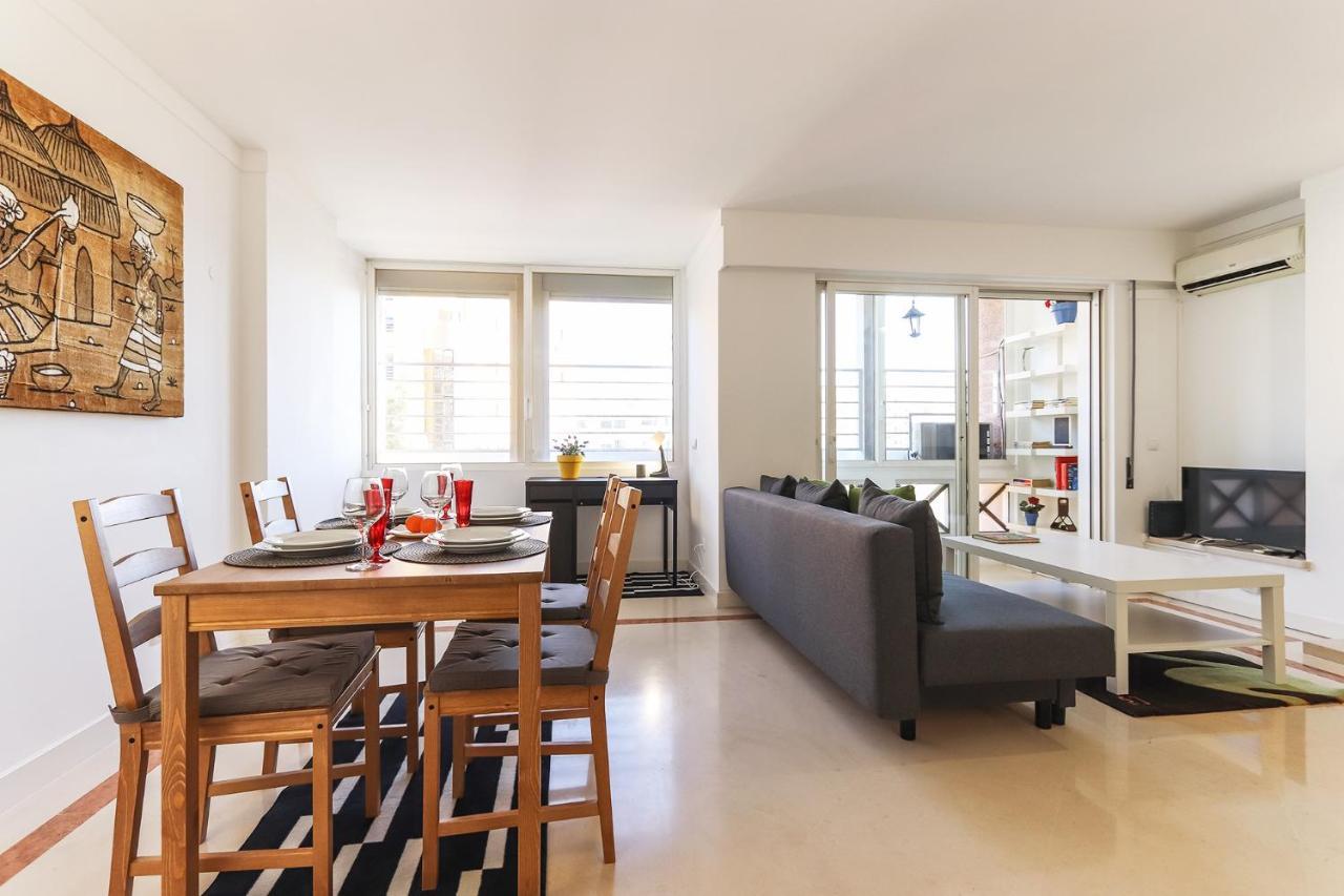 Lisbon Flower 360º - Your Lovely Flat With Pool And Parking Luaran gambar